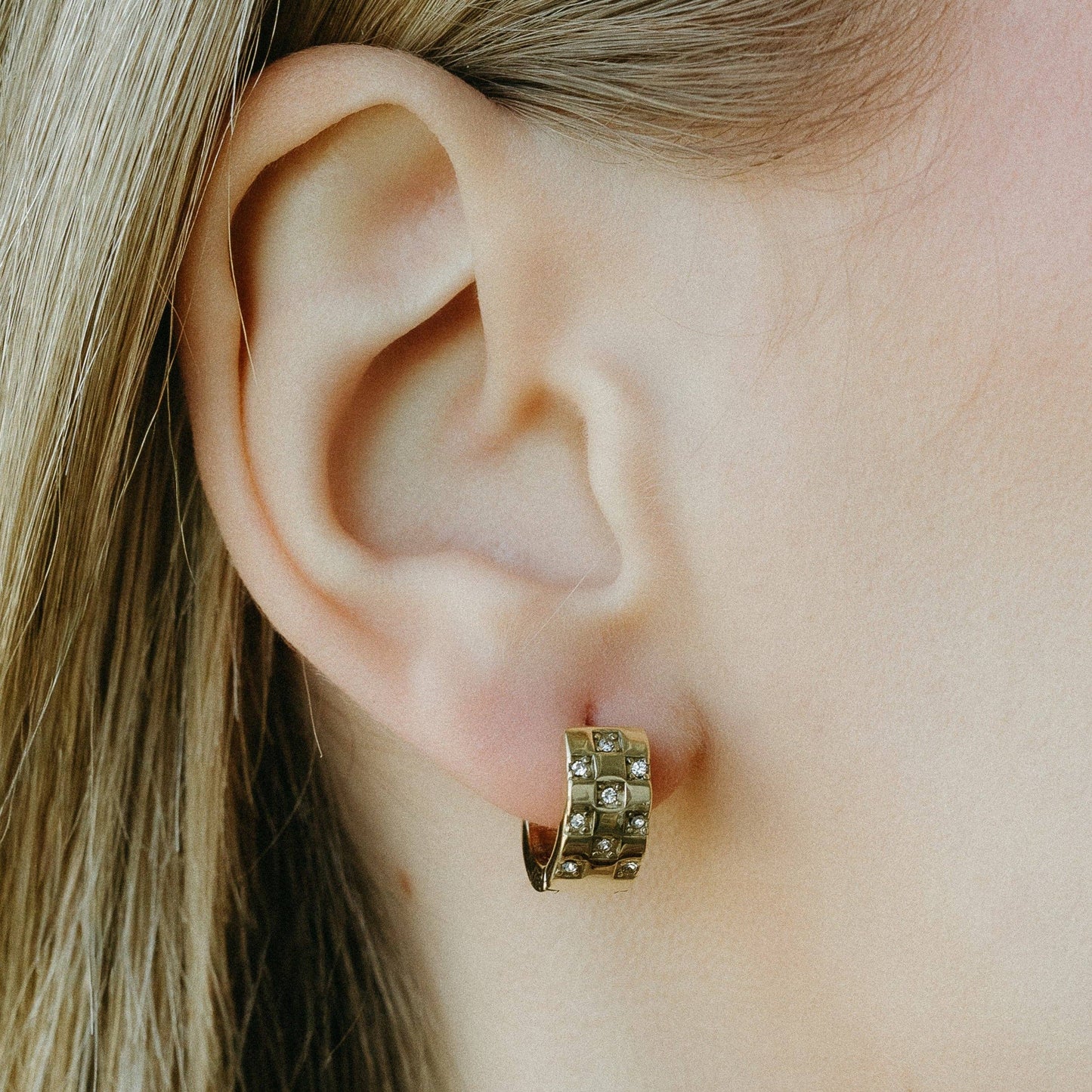 Olivia Hoops