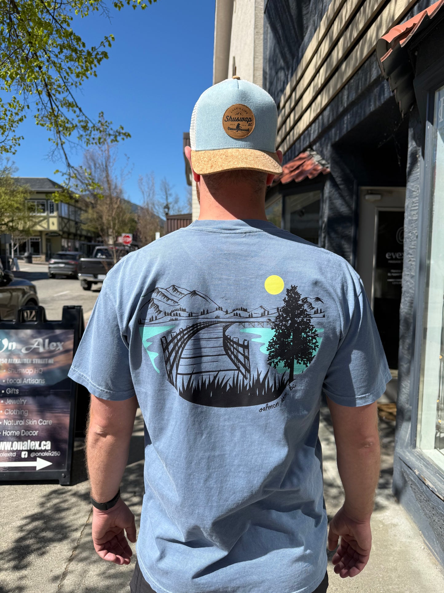 Salmon Arm Wharf Unisex Retro T-Shirt