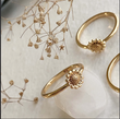 Daisy - Dainty Daisy Ring