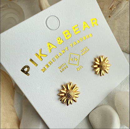 Daisy - Flower Stud Earrings