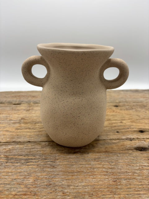 Handle Pot